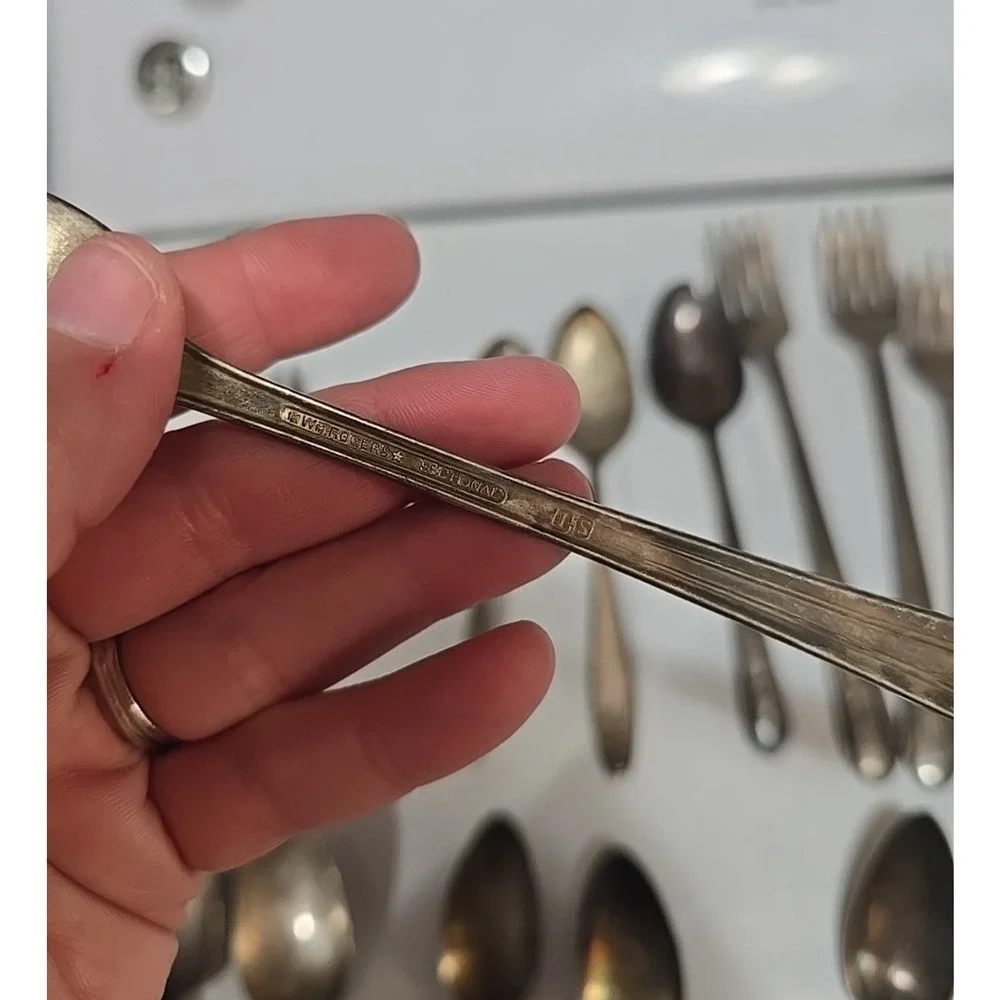 Lot of Vtg Silver Plated Fork & Spoon Retro Dining Utensils Flatware Silverware‎